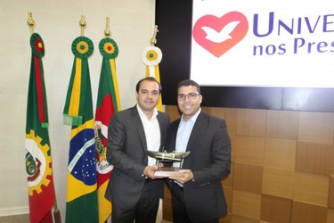 Homenagem à Universal nos Presídios