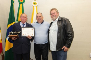 Homenagem à Dauri Alt