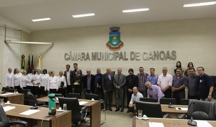 Homenagem à Igreja Evangélica Pentecostal de Canoas