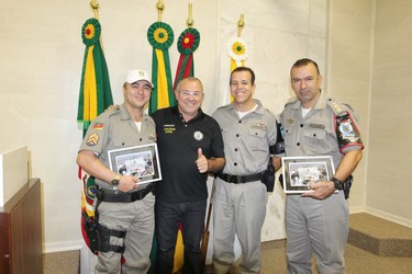 Homenagem às Polícias Civil e Militar