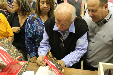 Homenagem a Ney de Moura Calixto