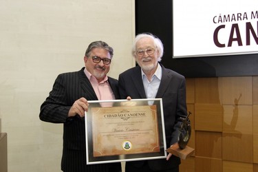Entrega do Título de Cidadão Canoense ao Artista Plástico Vinicio Cassiano